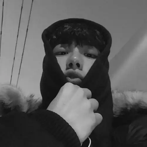 男生头像图片帅气黑白高清,撩拨情绪爱意寄晚风