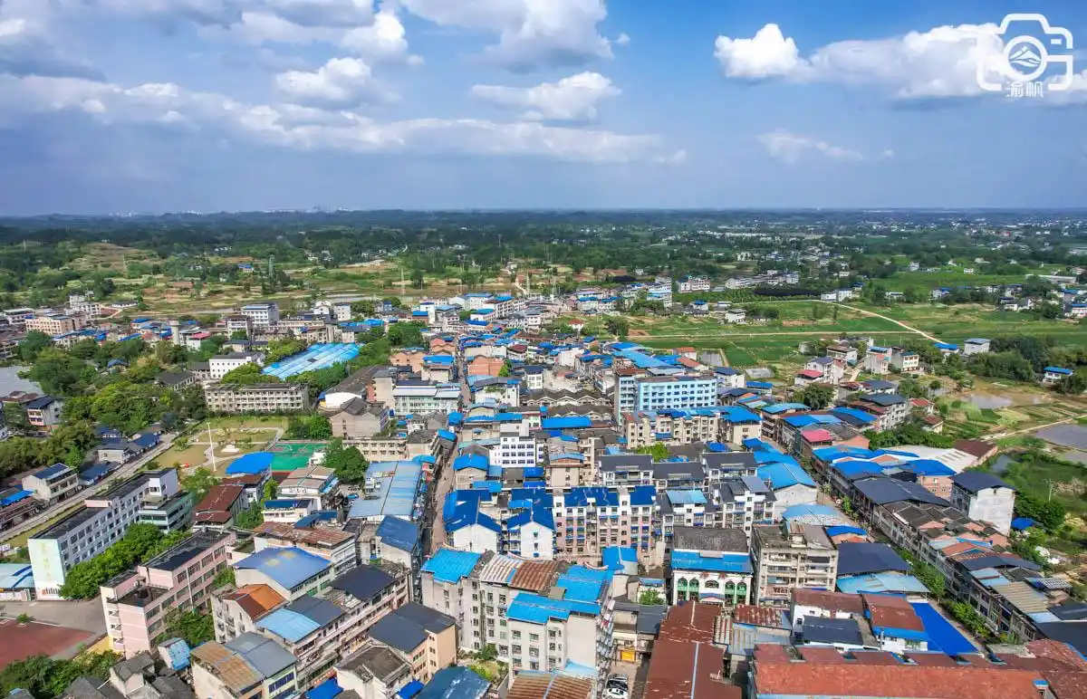 潼南柏梓镇,很不重庆的渝西大镇,面积超渝中,人口近10万