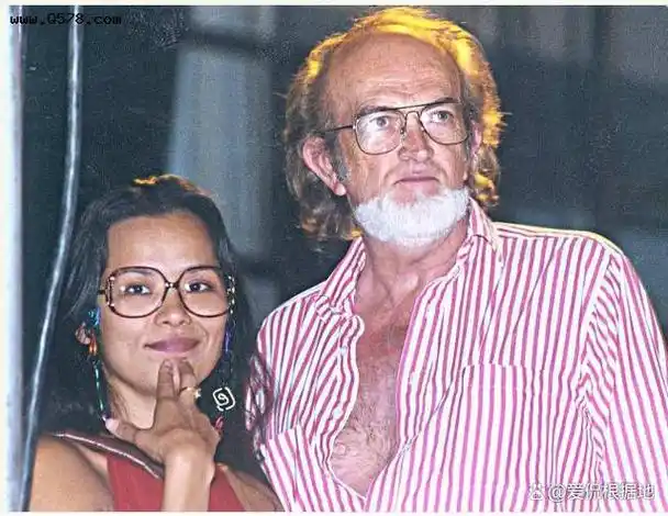 和老外结婚又离婚的明星:鲁豫尝尽婚姻痛苦无儿女,宁静不再嫁