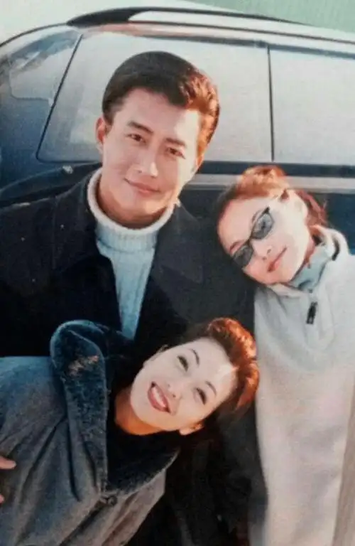 靳东:不被江珊女儿接受,我终于放手了,幸好遇到了离异女人李佳_高亦心