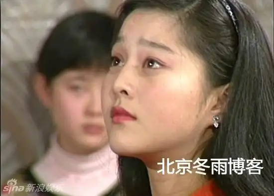 范冰冰15岁青涩照首曝光 肉脸可爱今昔对比大