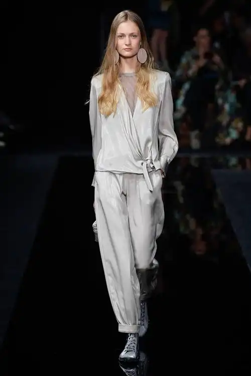 米兰时装周丨emporioarmani2020春夏系列