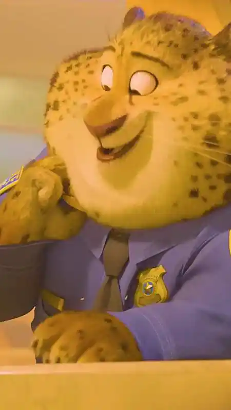 疯狂动物城#豹子警官前来报道,这也太可爱了吧