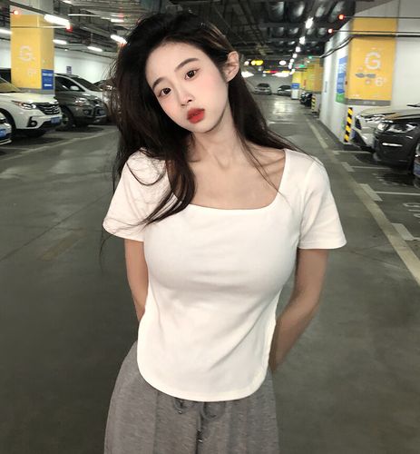 离境天胖妹妹短袖t恤女170斤的大码女装纯欲风方领t恤夏季新款显瘦