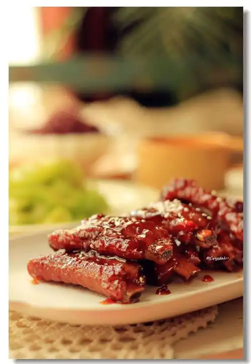 樱桃酱肋排,超级好吃,快手炒个西葫芦,还有南瓜鹰嘴豆浓浆