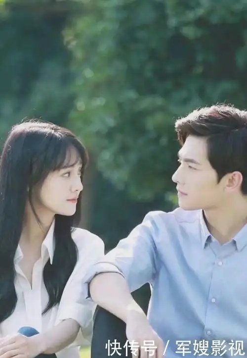 郑爽和杨洋在微微一笑很倾城里不是最甜的这对隐藏cp才是