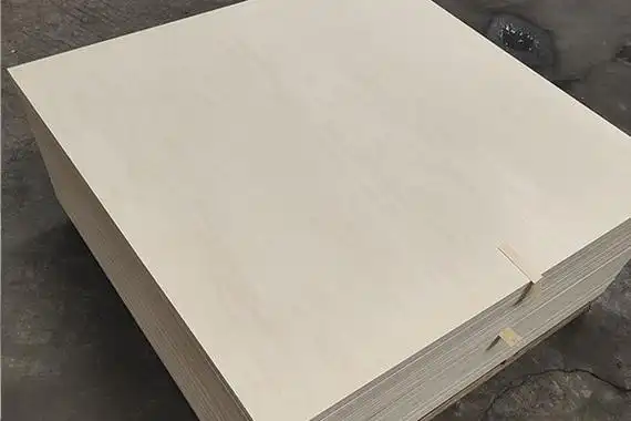 3mm椴木板_椴木三合板_椴木夹板_椴木板厂家批发_临沂民升木业