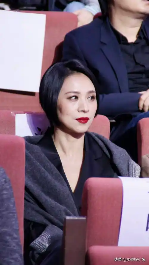 傅淼淡雅,章涛帅气,她撞脸师妹海清,这7位实力演员何时被发现_武笑羽