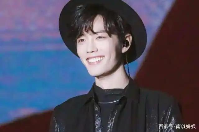 肖战因笑容荣登top1,粉丝:你的微笑,我来守护