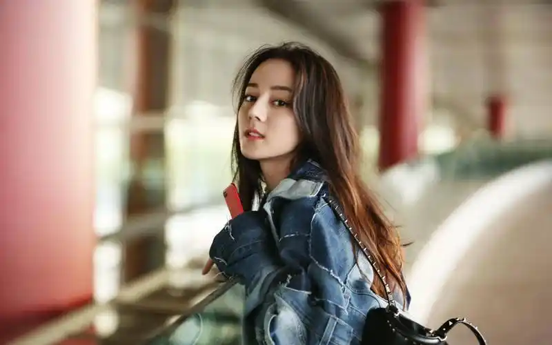 明星点评:迪丽热巴,肖战,鞠婧祎,李沁,阚清子,周也