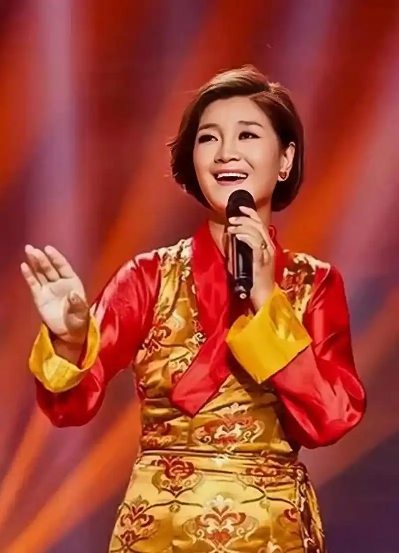 女中音降央卓玛:因丈夫太帅曾疯狂倒追!为爱改掉暴脾气做小女人