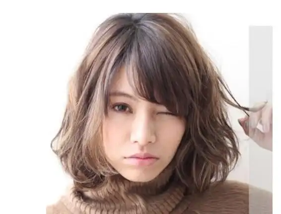 女人齐耳卷发蓬松烫发发型图片用齐耳烫发打造时尚洋气气质