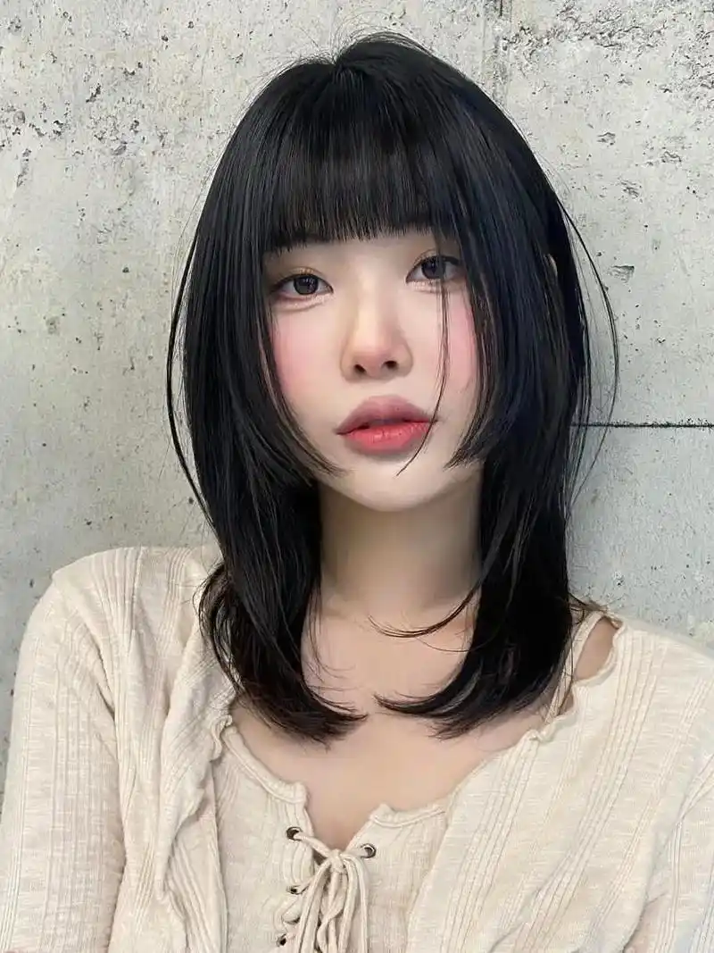 适合方圆脸的公主切77层次发型.