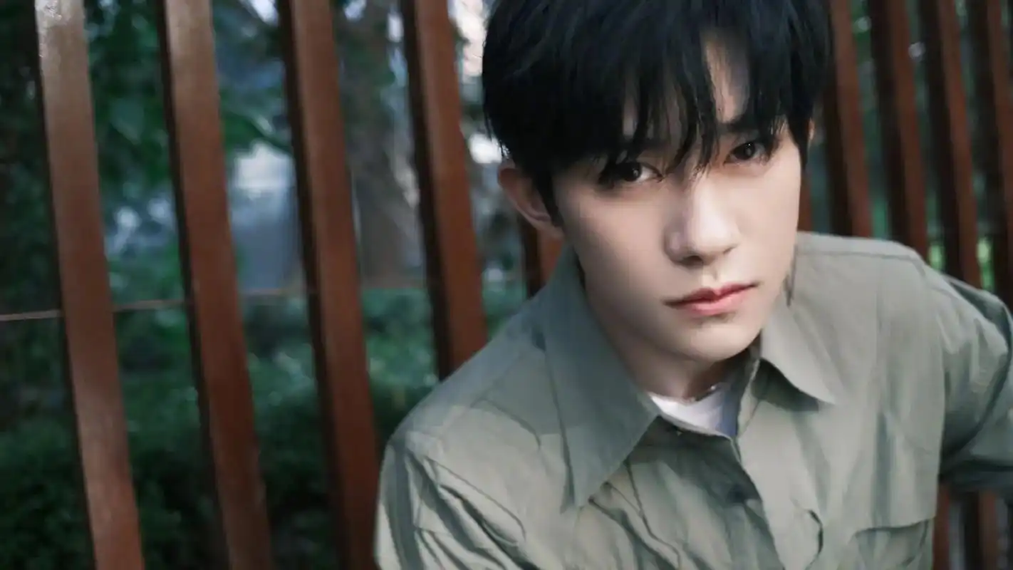 易烊千玺 电脑屏幕壁纸 - 抖音