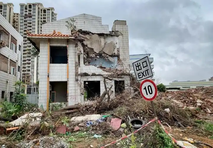 深圳首个别墅旧改进度曝光料年内拆完仍有十余户未签