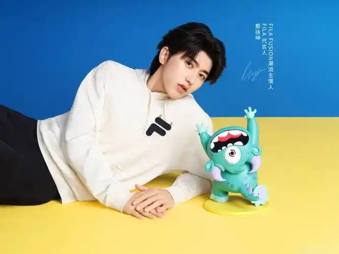 fila代言人蔡徐坤##filafusion潮流主理人##filafusion小怪兽卫衣