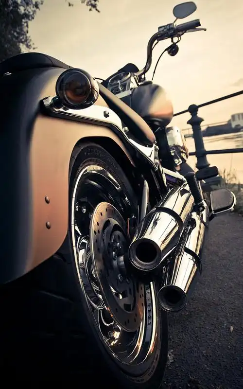 炫酷机车哈雷摩托车摄影手机壁纸