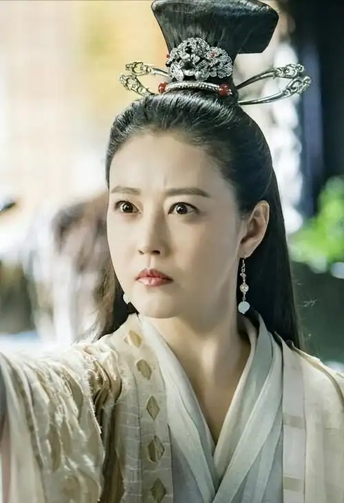 来内地养老的7位香港女星买别墅领退休金个个大龄未婚