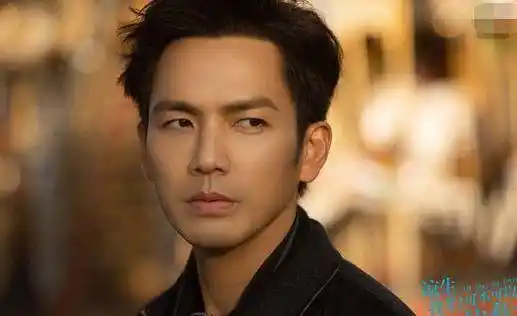 谢易桦_照片_服装