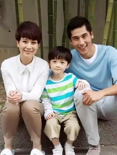 海清的背景这么强大这么红也是有道理的网友直呼求包养