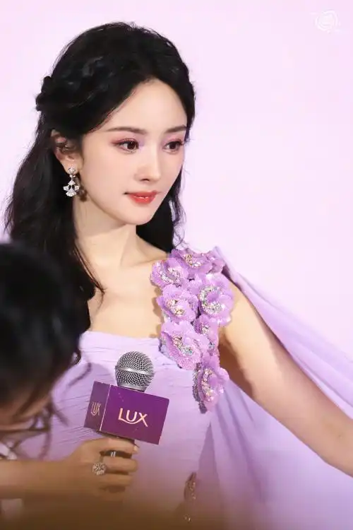 杨幂##杨幂绿苑十八岁成人礼