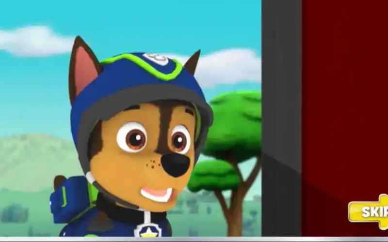 汪汪队立大功阿奇开启紫外线眼镜模式解救小伙伴