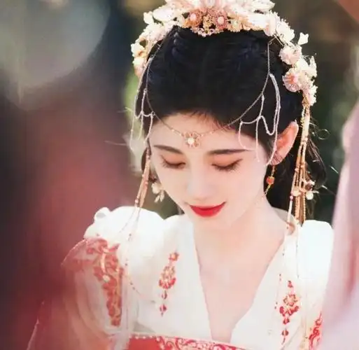 鞠婧祎呆萌可爱头像爱豆头像鞠婧祎