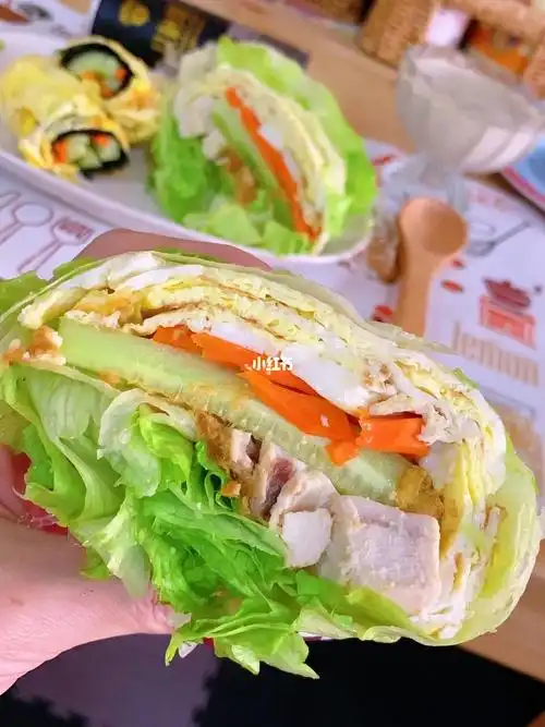 关晓彤生菜三明治