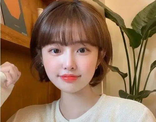 空气刘海往上翘怎么办