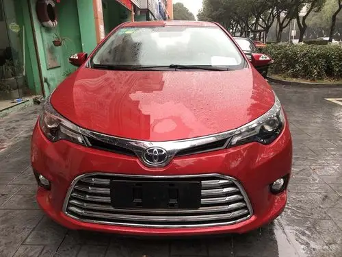 丰田雷凌红色前正66609 0116.jpg