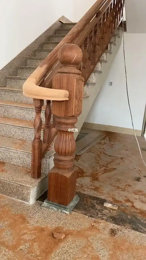 农村自建房楼梯扶手