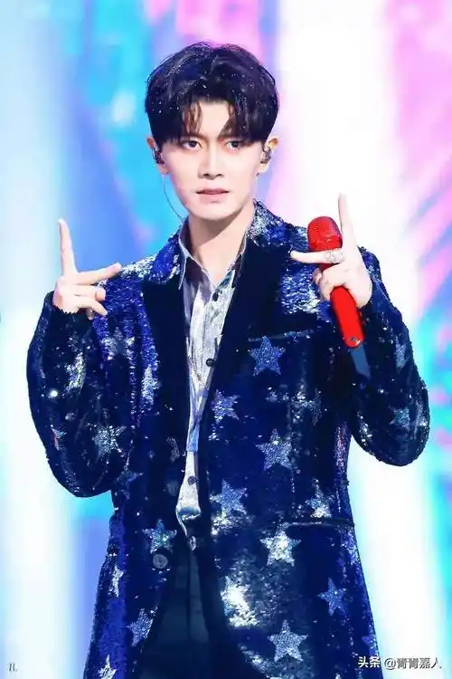 原创任嘉伦新歌人气突破百万追梦赤子心不惧未来