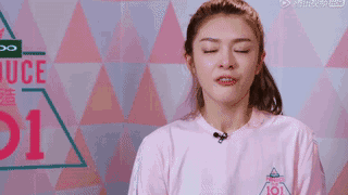 傅菁的实力,绝对是a班的,但她的排名比杨超越低,也还