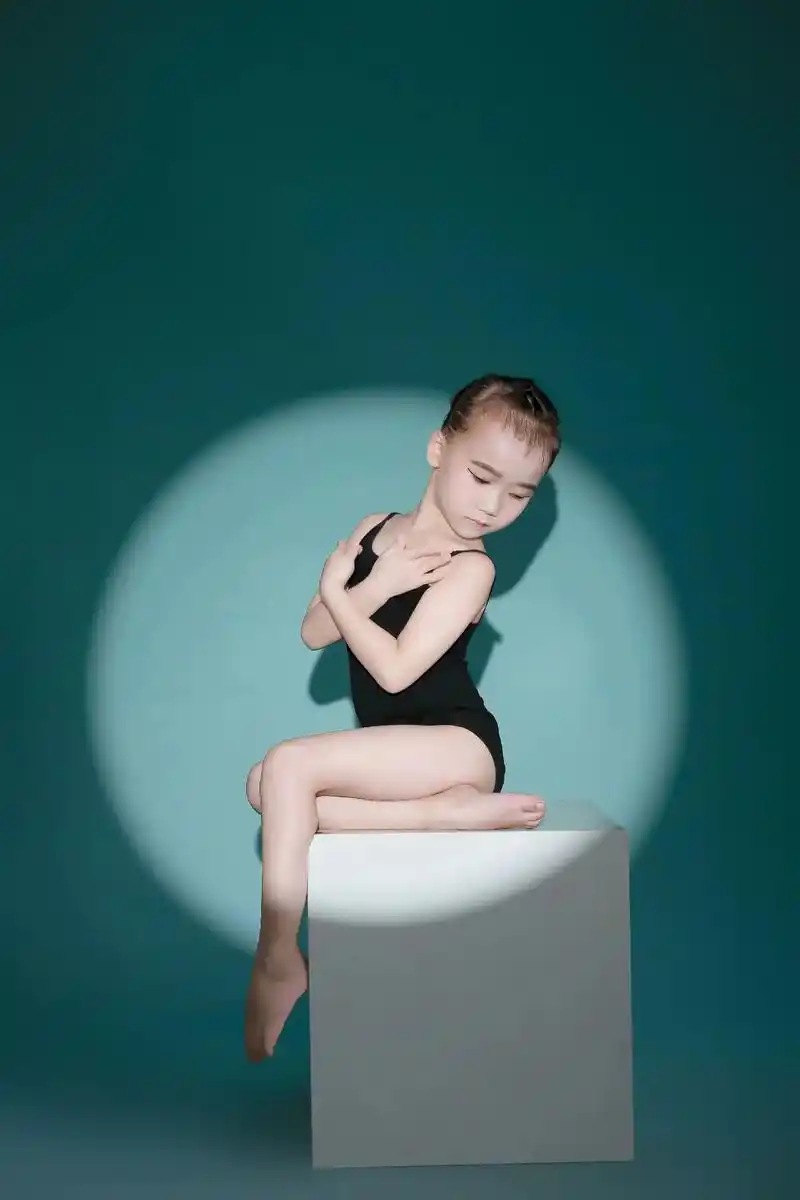 舞蹈艺术写真 #学舞蹈的女孩 #每一个舞蹈生都有一个难忘的 - 抖音