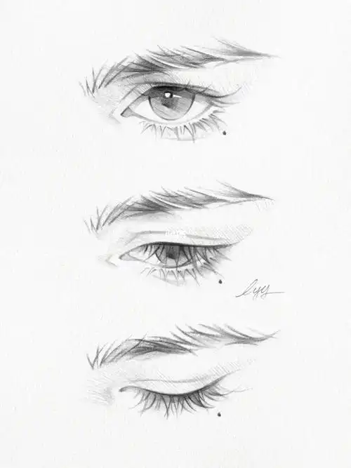 一组男生眼睛练习