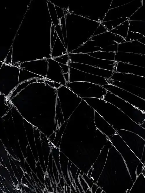 锁屏壁纸手机屏幕摔碎了01