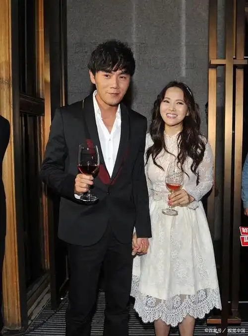 秦昊的老婆叫什么名字