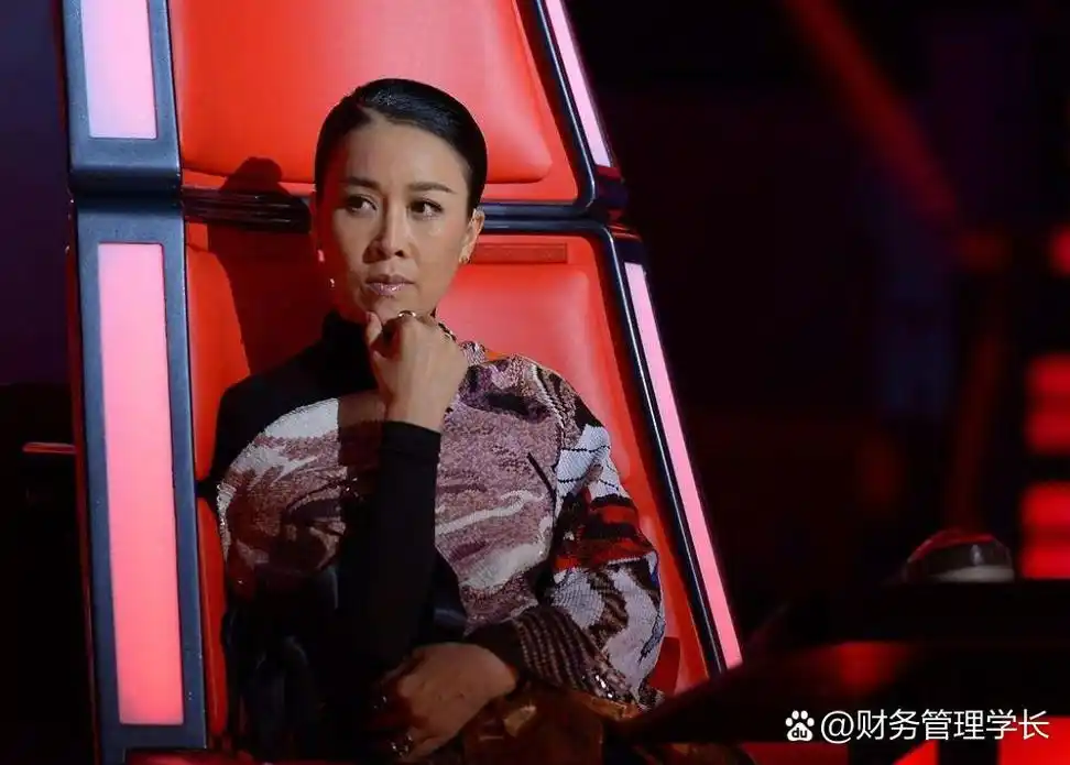 田震跟那英正面硬刚 田震跟那英在很早之前就不对付,这次田震直接公开