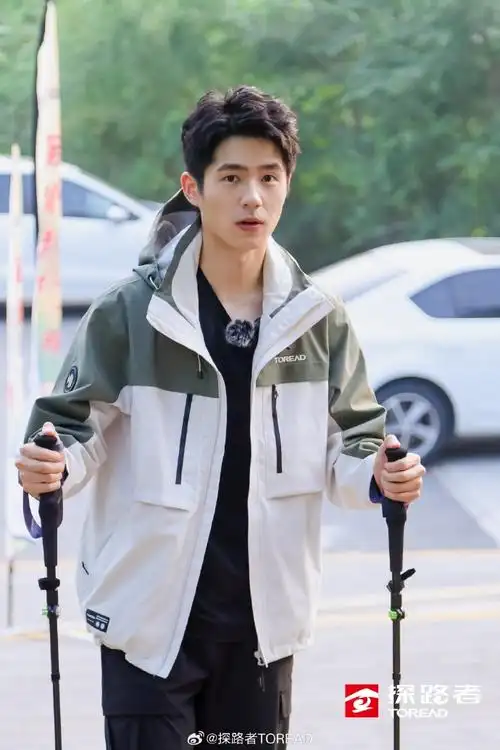 探路者开新日##刘昊然探路者品牌全球代言人##金秋寻野