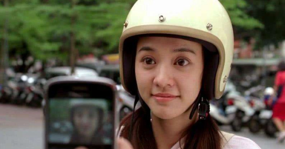 陈意涵并不是没有过经典角色,比如《奋斗》的方灵珊,《痞子英雄》的