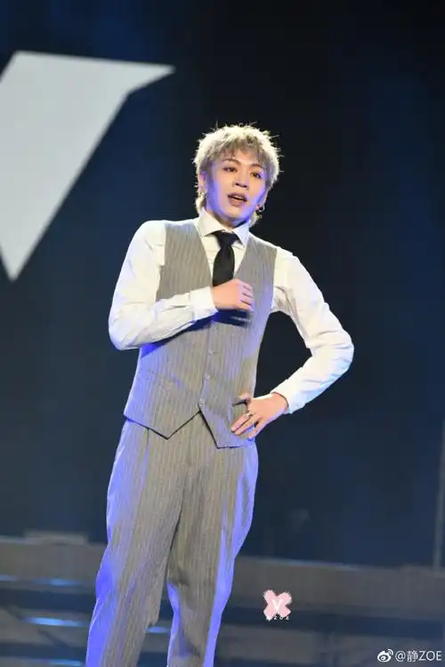 杨文昊1208上海个人舞蹈专场