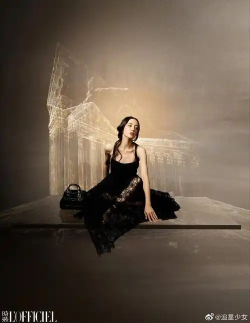 造型百变,古典感十足,高清怼脸镜头更是明艳美丽热巴的时尚表现力太强