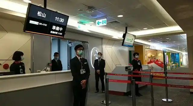 机场推「假装出国」活动!安检,登机,免税店购物都能体验