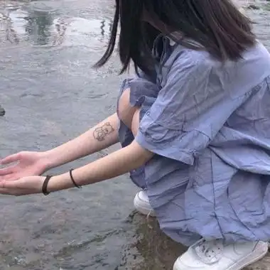 超火不露脸可爱女生头像高清真人不露脸可爱女生头像图片