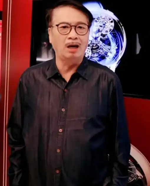 67岁吴孟达近照,体形富态面色红润精神佳,月付90万抚养费生活苦