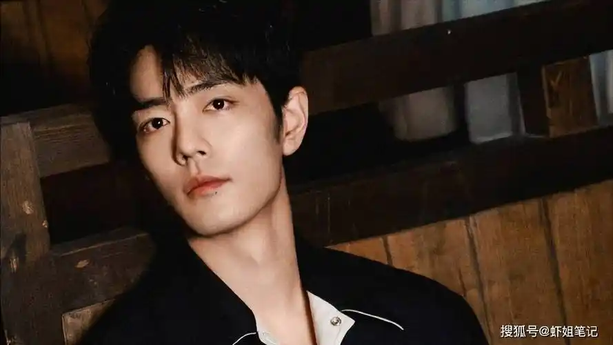 狗仔报道肖战感情状况无女朋友为躲私生代拍一直穿同一件衣服