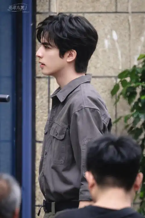 宋威龙七根心简