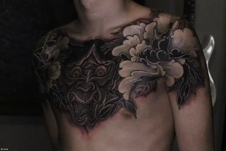 般若_胸部新传统纹身图案大全 - 纹身大咖