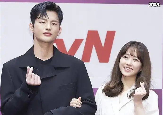 朴宝英徐仁国恋情是真的吗2人交往多久了又因何分手