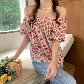 甜辣妹露肩一字肩上衣短袖女生夏季宽松泡泡袖衣服设计感小众碎花粉色